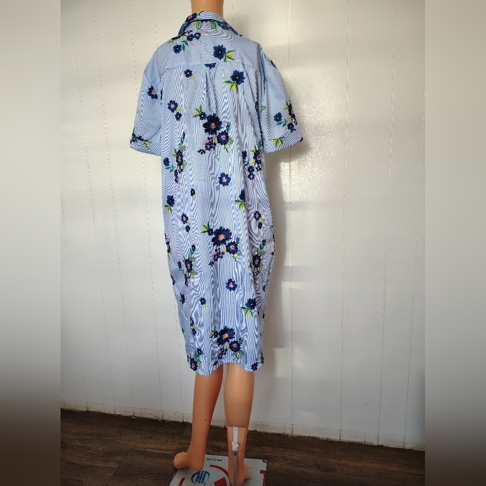 Beige By Eci Floral Blue Dress Size 14 - Picture 2 of 8